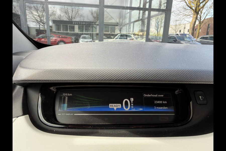 Renault ZOE R90 Life 41 kWh KOOPACCU | SOH 99% | 3-FASE LADER | RENAULT DEALER ONDERHOUDEN | NAVIGATIE | PARKEERSENSOREN | ORIGINEEL NL AUTO (NAP) | CLIMATE CONTROL | RIJKLAAR GELEVERD MET 12 MND BOVAG GARANTIE |