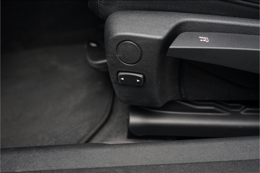 BMW 3 Serie Touring 330e High Executive M-Sport ACC Stuur & Stoelverw Trekhaak