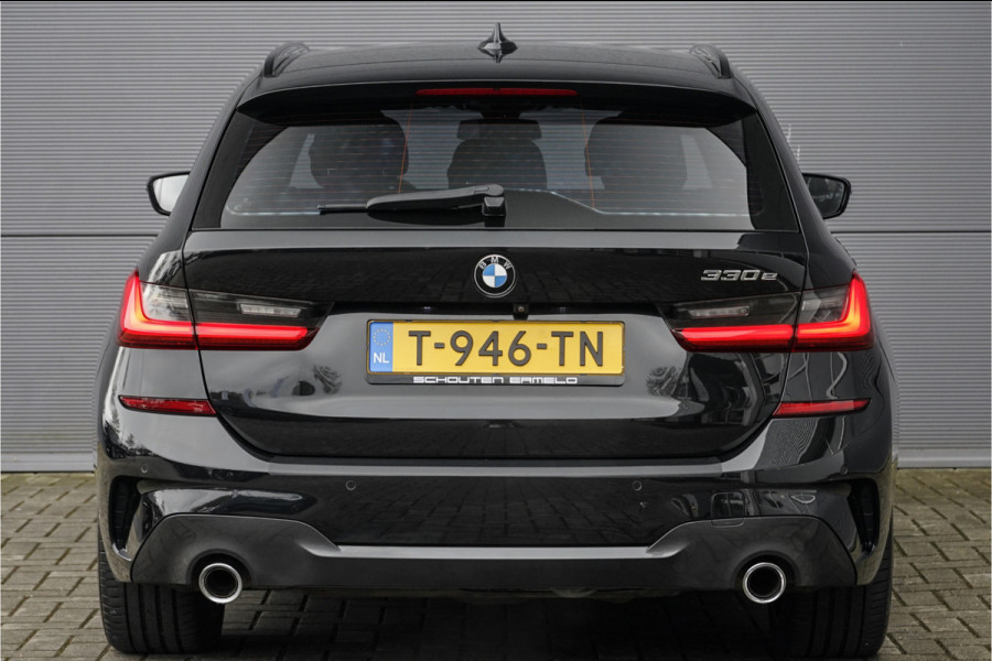 BMW 3 Serie Touring 330e High Executive M-Sport ACC Stuur & Stoelverw Trekhaak