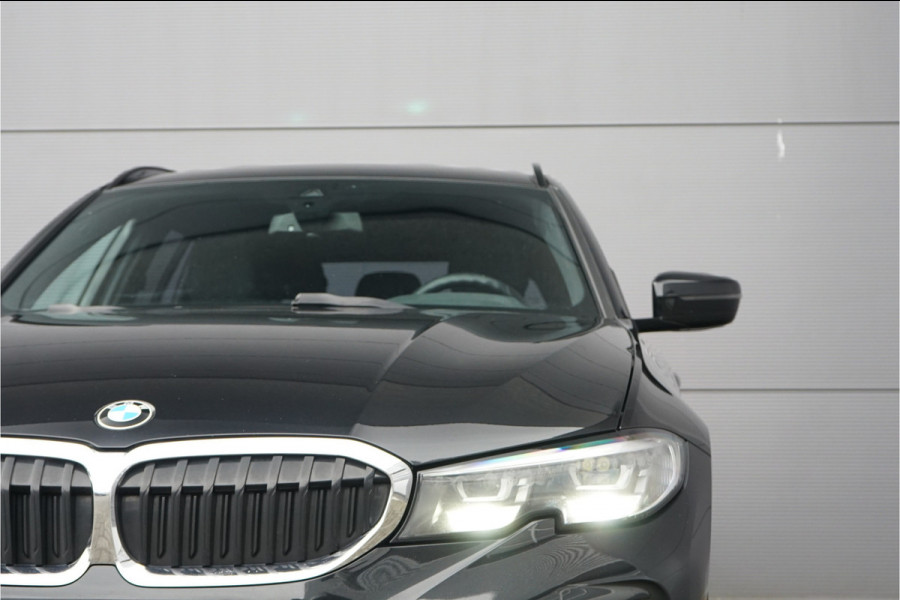 BMW 3 Serie Touring 330e High Executive M-Sport ACC Stuur & Stoelverw Trekhaak