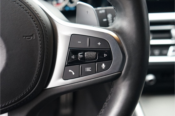 BMW 3 Serie Touring 330e High Executive M-Sport ACC Stuur & Stoelverw Trekhaak