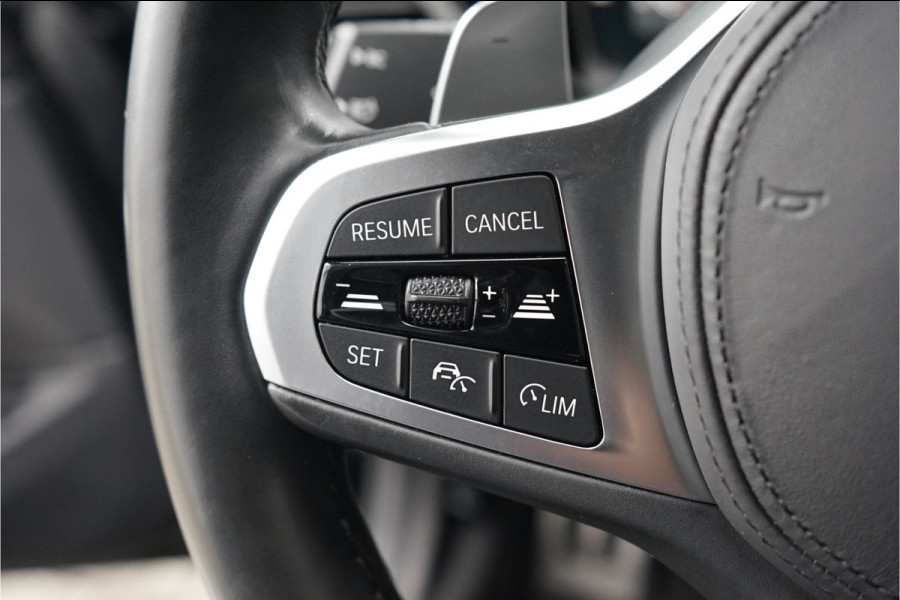 BMW 3 Serie Touring 330e High Executive M-Sport ACC Stuur & Stoelverw Trekhaak