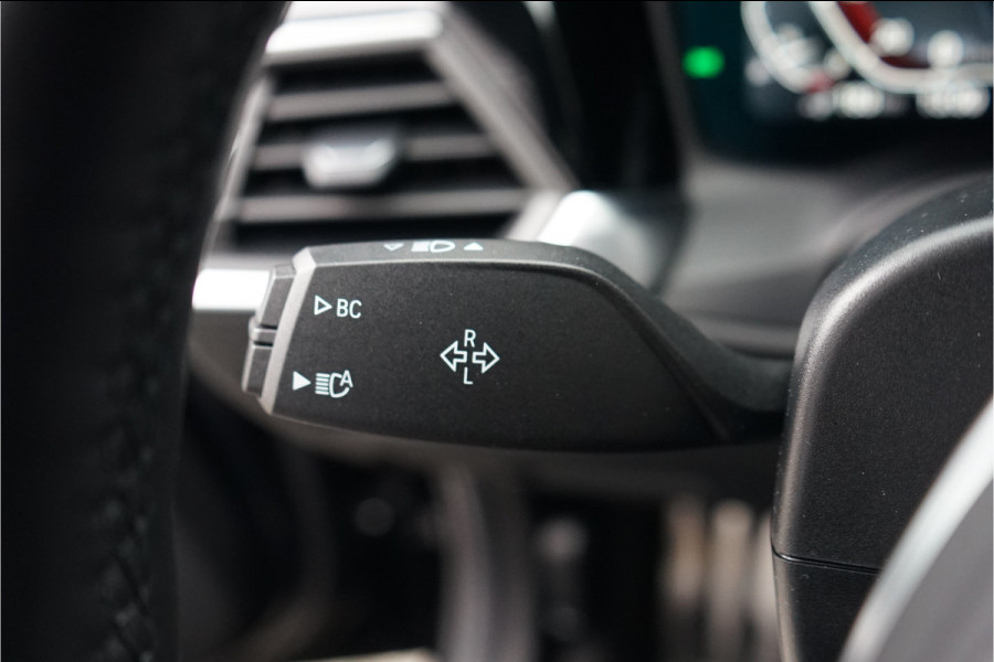 BMW 3 Serie Touring 330e High Executive M-Sport ACC Stuur & Stoelverw Trekhaak