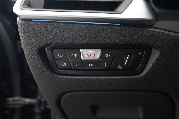 BMW 3 Serie Touring 330e High Executive M-Sport ACC Stuur & Stoelverw Trekhaak