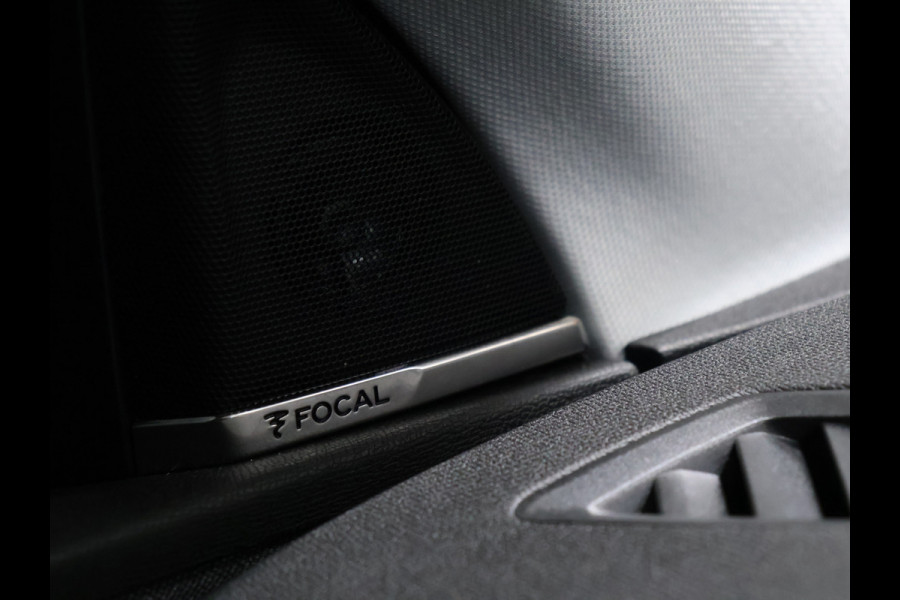 Peugeot 5008 1.2 PureTech Blue Lease Premium 7P. [CAMERA, APPLE CARPLAY, ANDROID AUTO, FOCAL SOUND SYSTEM, MEMORY SEATS, NIEUWSTAAT]