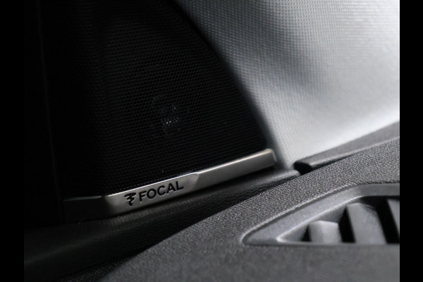 Peugeot 5008 1.2 PureTech Blue Lease Premium 7P. [CAMERA, APPLE CARPLAY, ANDROID AUTO, FOCAL SOUND SYSTEM, MEMORY SEATS, NIEUWSTAAT]