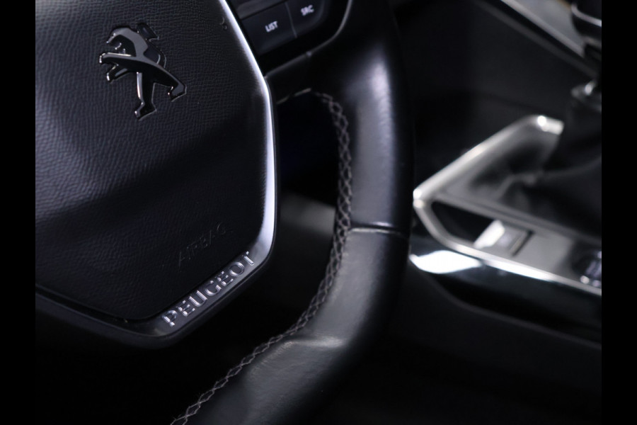 Peugeot 5008 1.2 PureTech Blue Lease Premium 7P. [CAMERA, APPLE CARPLAY, ANDROID AUTO, FOCAL SOUND SYSTEM, MEMORY SEATS, NIEUWSTAAT]