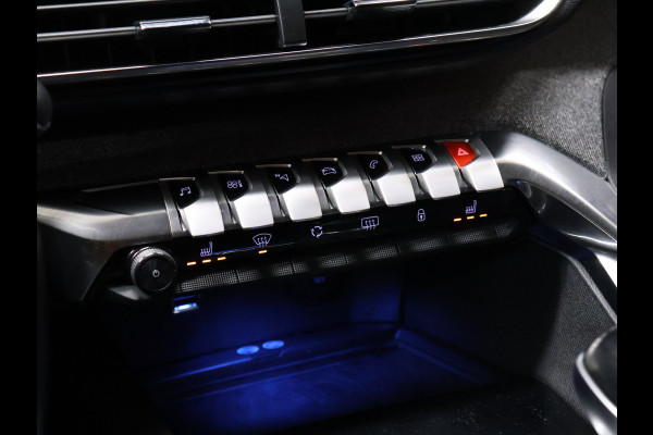 Peugeot 5008 1.2 PureTech Blue Lease Premium 7P. [CAMERA, APPLE CARPLAY, ANDROID AUTO, FOCAL SOUND SYSTEM, MEMORY SEATS, NIEUWSTAAT]