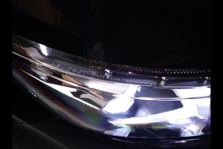 Peugeot 5008 1.2 PureTech Blue Lease Premium 7P. [CAMERA, APPLE CARPLAY, ANDROID AUTO, FOCAL SOUND SYSTEM, MEMORY SEATS, NIEUWSTAAT]