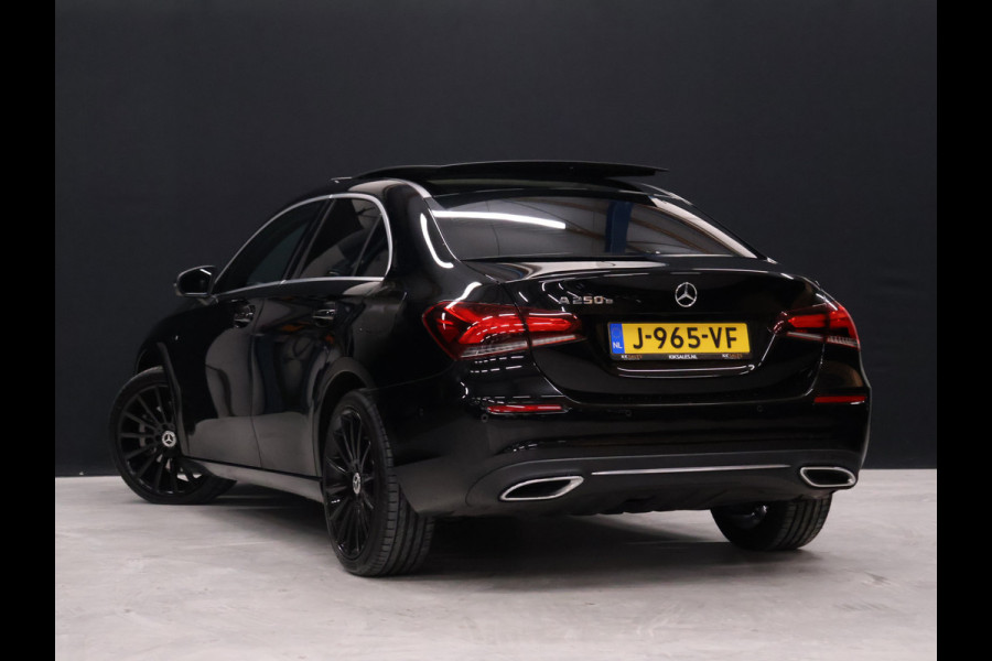 Mercedes-Benz A-Klasse 250 e Business Solution Luxury Limited [SCHUIFDAK, CAMERA, SFEERVERLICHTING, LEDER, SPORTSTOELEN, STOELVERWARMING, NIEUWSTAAT]