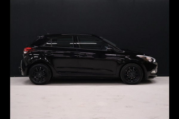 Hyundai i20 1.4i i-Vision Automaat [TREKHAAK, AIRCO, PARKEERSENSOR, RADIO, NIEUWSTAAT]