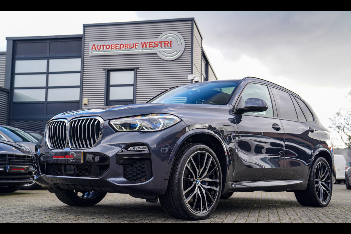 BMW X5 XDrive45e High Executive | Massage | incl BTW | Panorama | Laser LED | Adaptieve cruise | Dodehoek assistent | Lane assist