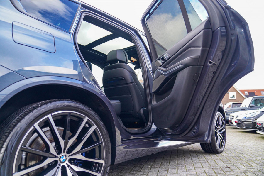 BMW X5 XDrive45e High Executive | Massage | incl BTW | Panorama | Laser LED | Adaptieve cruise | Dodehoek assistent | Lane assist