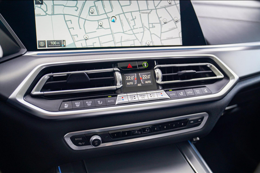 BMW X5 XDrive45e High Executive | Massage | incl BTW | Panorama | Laser LED | Adaptieve cruise | Dodehoek assistent | Lane assist