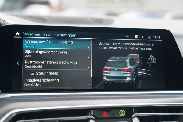 BMW X5 XDrive45e High Executive | Massage | incl BTW | Panorama | Laser LED | Adaptieve cruise | Dodehoek assistent | Lane assist