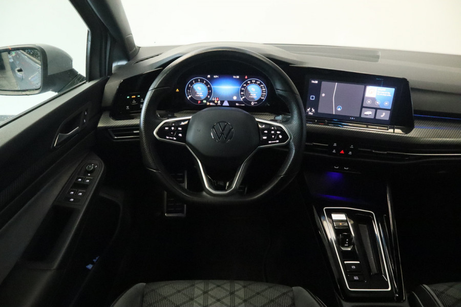 Volkswagen Golf 1.5 eTSI R-Line Business Full-led Navigatie Adaptive-Cruise