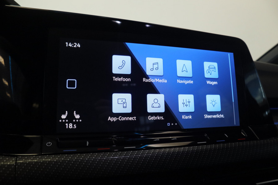 Volkswagen Golf 1.5 eTSI R-Line Business Full-led Navigatie Adaptive-Cruise