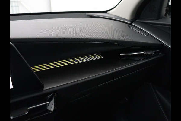 Kia Niro 1.6 GDi Hybrid DynamicPlusLine | Schuifdak | Head-Up | Stoelverwarming | Leder | Camera | Carplay | Keyless | Side Assist | Navigatie | File Assistent | Full LED