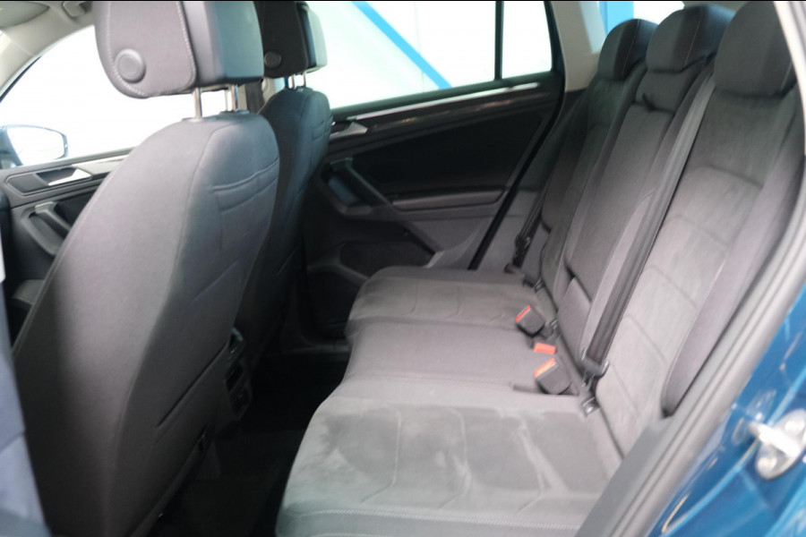 Volkswagen Tiguan 1.4 TSI eHybrid Business+ - Airco, Cruise, Navi, PDC, Camera.