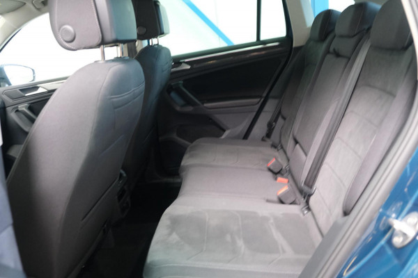 Volkswagen Tiguan 1.4 TSI eHybrid Business+ - Airco, Cruise, Navi, PDC, Camera.