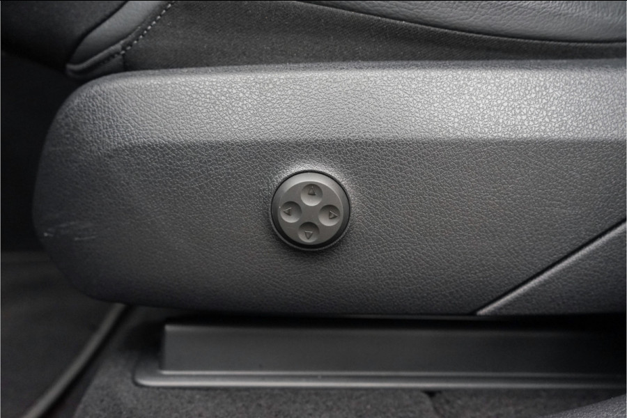 Mercedes-Benz GLC 400e 4MATIC AMG Line Pano ACC Memory Burmester HUD