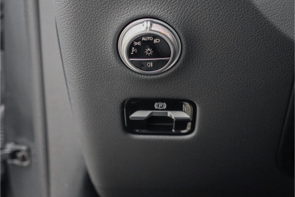 Mercedes-Benz GLC 400e 4MATIC AMG Line Pano ACC Memory Burmester HUD