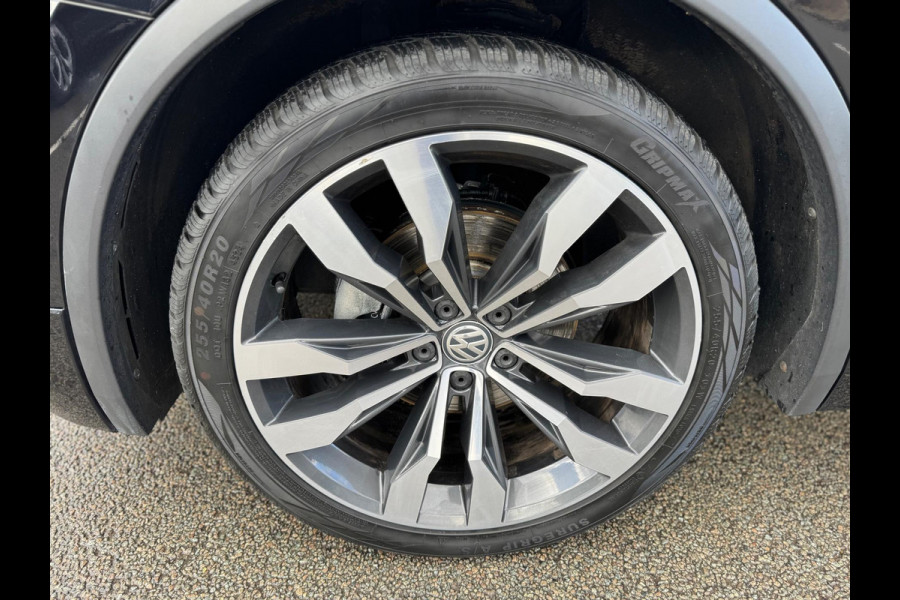 Volkswagen Tiguan 1.5 TSI ACT Highline R Line Panorama Led Massage