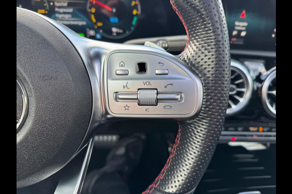 Mercedes-Benz CLA-Klasse Shooting Brake 250 e AMG Panorama Leder Camera Navi