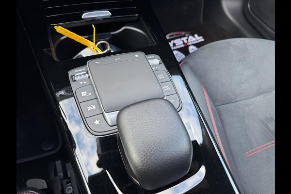 Mercedes-Benz CLA-Klasse Shooting Brake 250 e AMG Panorama Leder Camera Navi