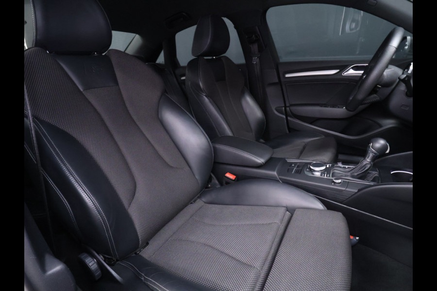 Audi A3 Limousine 35 TFSI CoD Advance Sport S Line [CAMERA, 2X S LINE, VIRTUAL COCKPIT, STOELVERWARMING, CRUISE CONTROL, NIEUWSTAAT]