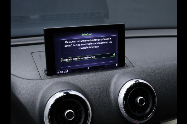 Audi A3 Limousine 35 TFSI CoD Advance Sport S Line [CAMERA, 2X S LINE, VIRTUAL COCKPIT, STOELVERWARMING, CRUISE CONTROL, NIEUWSTAAT]