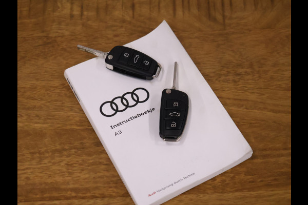 Audi A3 Limousine 35 TFSI CoD Advance Sport S Line [CAMERA, 2X S LINE, VIRTUAL COCKPIT, STOELVERWARMING, CRUISE CONTROL, NIEUWSTAAT]