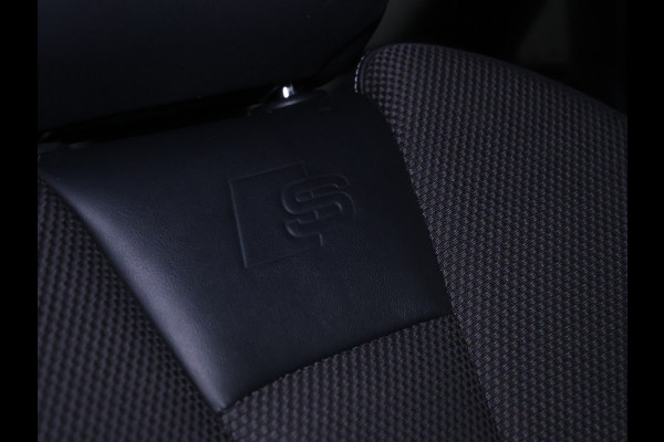 Audi A3 Limousine 35 TFSI CoD Advance Sport S Line [CAMERA, 2X S LINE, VIRTUAL COCKPIT, STOELVERWARMING, CRUISE CONTROL, NIEUWSTAAT]