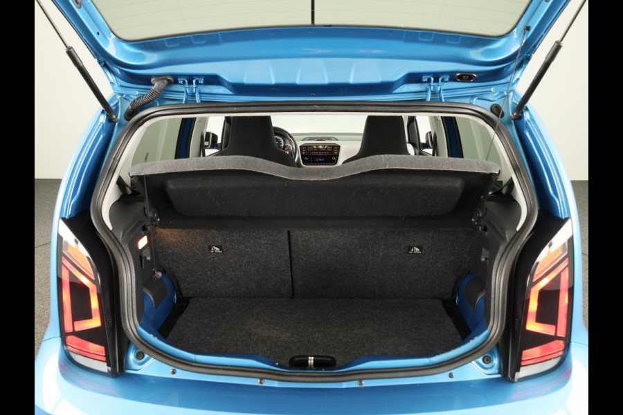 Volkswagen e-Up! Style 83PK | Navigatie via app | Cruise control | LM velgen | Acteruitrijcamera | Multifunctioneel stuurwiel |
