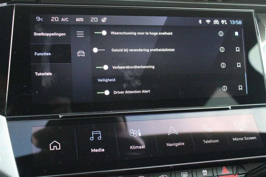 Peugeot 408 1.2 HYBRID 145PK e-DCS6 GT | MATRIX LED KOPLAMPEN | ADAPTIVE ACHTERVERLICHTING | NAVIGATIE FULL MAP | DRAADLOOS APPLE CARPLAY/ANDROID AUTO | STUURVERWARMING | ADAPTIEVE CRUISECONTROL | 19'' VIJF SPAAKS LICHTMETALEN VELGEN | ELEKTRISCHE ACHTERKLEP BEDIENING | DONKERE HEMELBEKLEDING | EXTRA GETINTE ACHTERRUITEN | 3D DIGITALE COCKPIT | SFEERVERLICHTING | PARKEERSENSOREN VOOR + ACHTER | ACHTERUITRIJCAMERA | KEYLESS ENTRY/START |