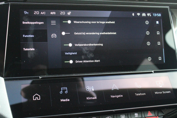 Peugeot 408 1.2 HYBRID 145PK e-DCS6 GT | MATRIX LED KOPLAMPEN | ADAPTIVE ACHTERVERLICHTING | NAVIGATIE FULL MAP | DRAADLOOS APPLE CARPLAY/ANDROID AUTO | STUURVERWARMING | ADAPTIEVE CRUISECONTROL | 19'' VIJF SPAAKS LICHTMETALEN VELGEN | ELEKTRISCHE ACHTERKLEP BEDIENING | DONKERE HEMELBEKLEDING | EXTRA GETINTE ACHTERRUITEN | 3D DIGITALE COCKPIT | SFEERVERLICHTING | PARKEERSENSOREN VOOR + ACHTER | ACHTERUITRIJCAMERA | KEYLESS ENTRY/START |