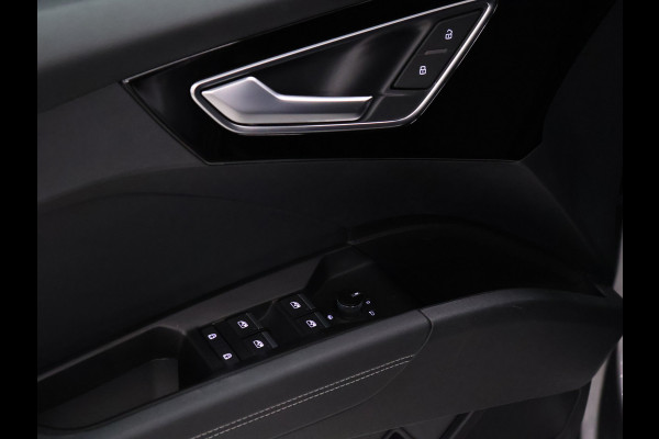 Audi Q4 e-tron 40 Advanced edition 77 kWh [VOL LEDER, VIRTUAL COCKPIT, STOELVERWARMING, BLUETOOTH, NAVIGATIE, PDC VOOR+ACHTER, SCHAKELFLIPPERS, NIEUWSTAAT]