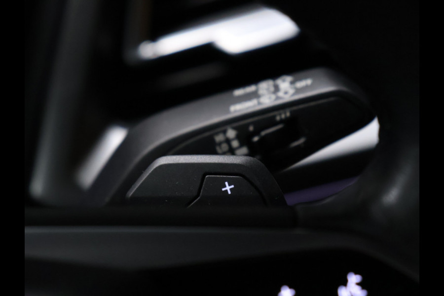 Audi Q4 e-tron 40 Advanced edition 77 kWh [VOL LEDER, VIRTUAL COCKPIT, STOELVERWARMING, BLUETOOTH, NAVIGATIE, PDC VOOR+ACHTER, SCHAKELFLIPPERS, NIEUWSTAAT]