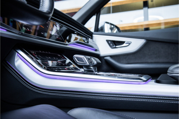 Audi Q7 60 TFSI e quattro Competition - Panorama | B&O | RS Seats | Luchtvering | Elek.Trekhaak