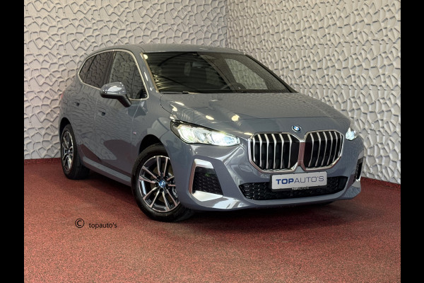 BMW 2 Serie Active Tourer ✅ 230E ✅ M-SPORT ELEK.KLEP CAMERA WEGKLAPBARE.TREKHAAK AWD 4X4 4WD M-Sportpakket PHEV ✅ Top Auto's. Al 30 Jaar uw Bmw Specialist in ,  BMW M / M Sport / PHEV / HEV / Hybrid / Mhev / 25e / 30e / xDrive25e // xDrive30e / sDrive18i / sDrive20i / sDrive23i ✅