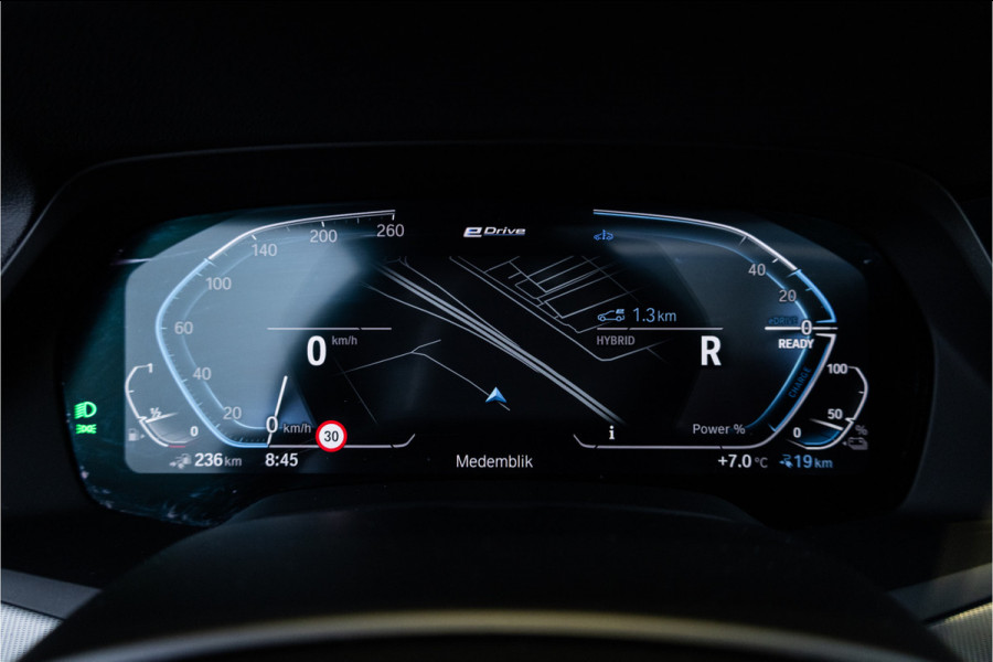 BMW X5 xDrive45e High Executive - M Sport | Panorama | B&W | Laser | Elek. Trekhaak | Luchtvering