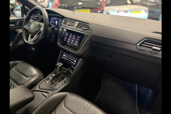 Volkswagen Tiguan 1.4 TSI eHybrid 2X R-LINE BLACK-LINE PANO/LEDER/M-STOELEN/NAVI/V-COCKPIT/DAB/LED///