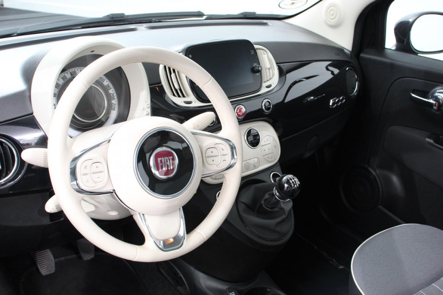 Fiat 500 1.0 Hybrid Lounge Plus | Navigatie | Panorama Dak | Parkeersensoren Achter | Climatronic | lichtmetalen Velgen | Dab