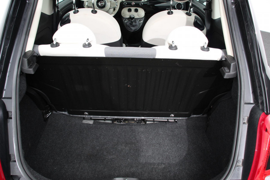 Fiat 500 1.0 Hybrid Lounge Plus | Navigatie | Panorama Dak | Parkeersensoren Achter | Climatronic | lichtmetalen Velgen | Dab