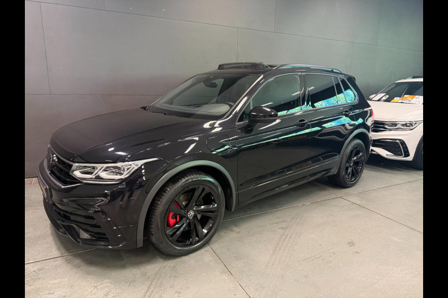 Volkswagen Tiguan 1.4 TSI eHybrid 2X R-LINE BLACK-LINE PANO/LEDER/M-STOELEN/NAVI/V-COCKPIT/DAB/LED///