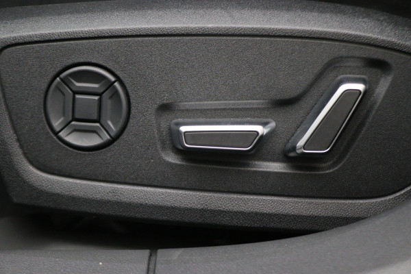 Audi RS6 Avant 4.0 TFSI Quattro 600 PK Panoramadak, B&O 3D, Dynamic Plus, Carbon, Ceramic, 4WB, HUD, 22"