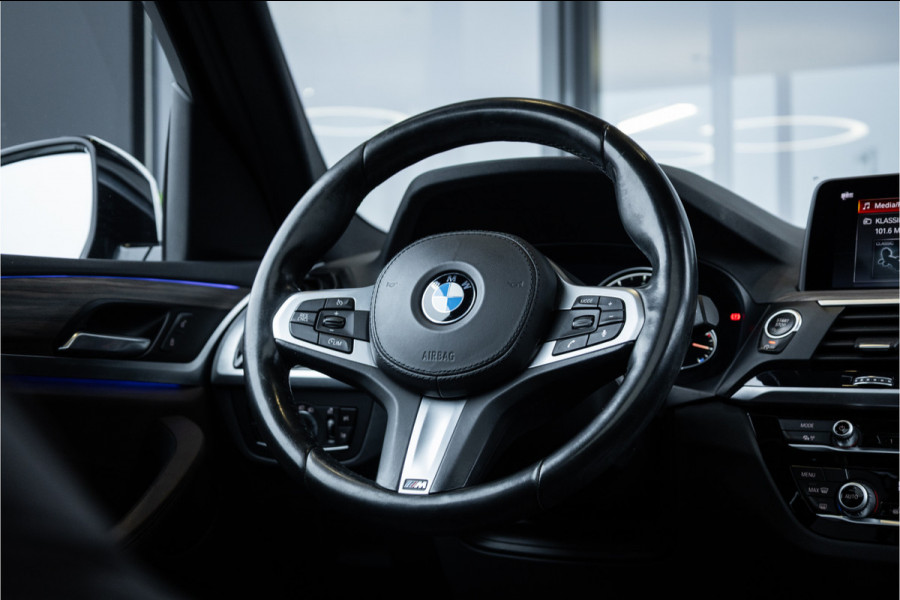 BMW X3 xDrive20i High Executive - Panorama | Cruise Control | Camera | Stoelverwarming