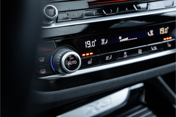 BMW X3 xDrive20i High Executive - Panorama | Cruise Control | Camera | Stoelverwarming