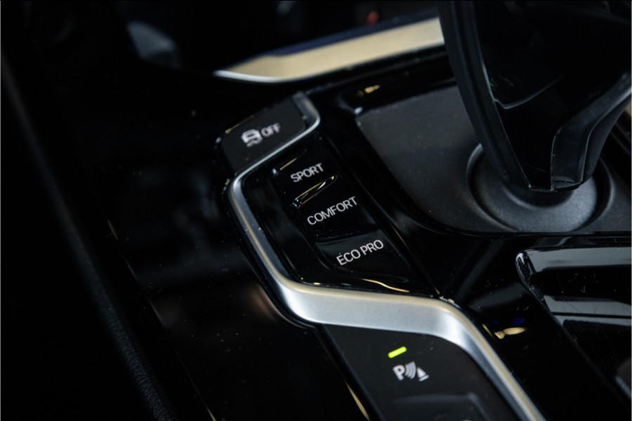 BMW X3 xDrive20i High Executive - Panorama | Cruise Control | Camera | Stoelverwarming