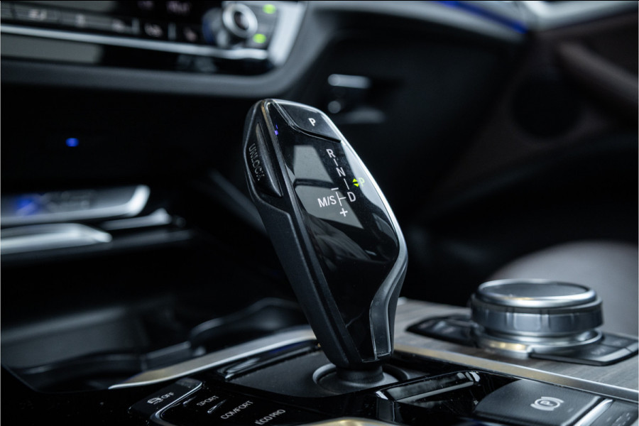 BMW X3 xDrive20i High Executive - Panorama | Cruise Control | Camera | Stoelverwarming